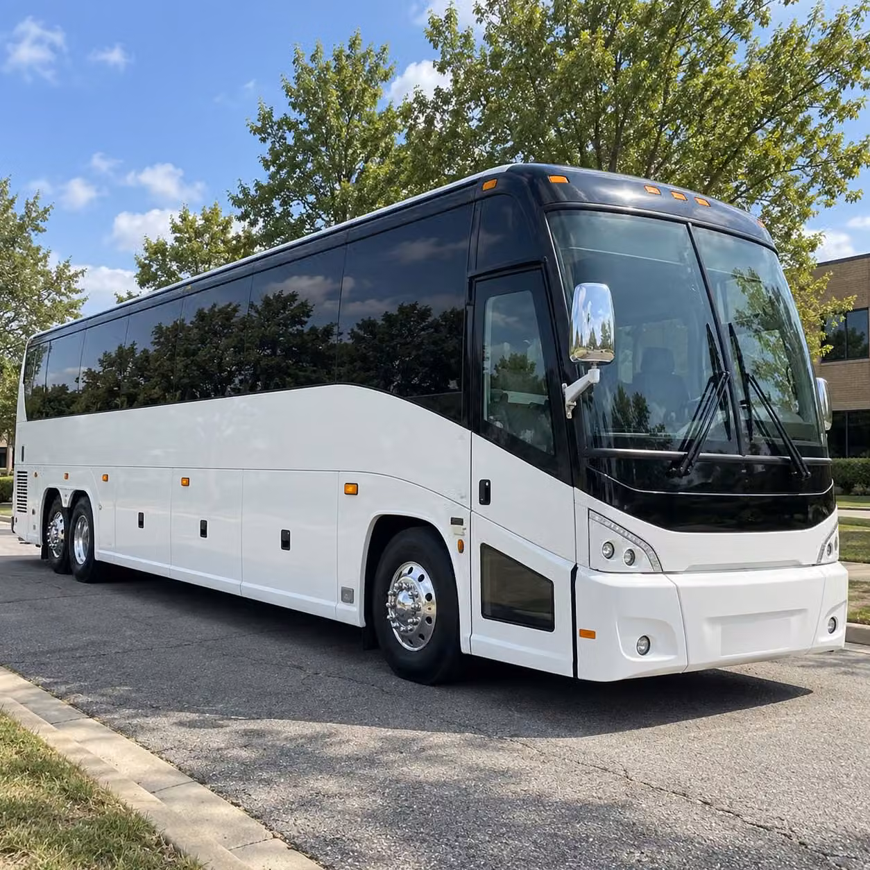 baton rouge charter bus rental exterior