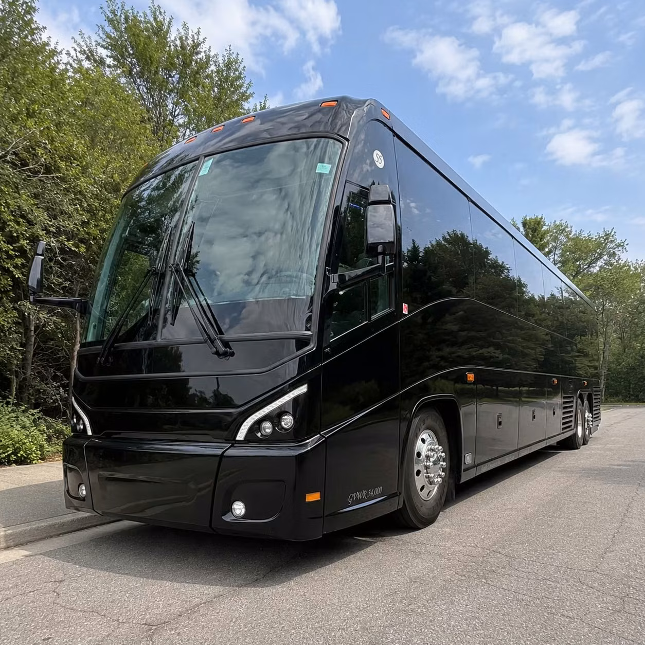 charter buses to the louisiana state capitol and capitol park museum for baton rouge school groups