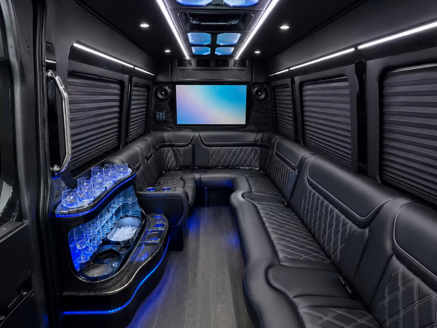 check out how easy it is to book baton rouge prom transportation online