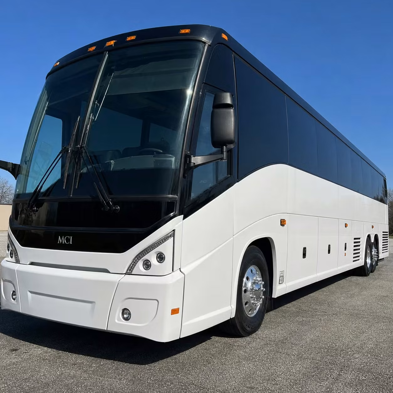 getting groups to and from baton rouge metropolitan airport has never been simpler