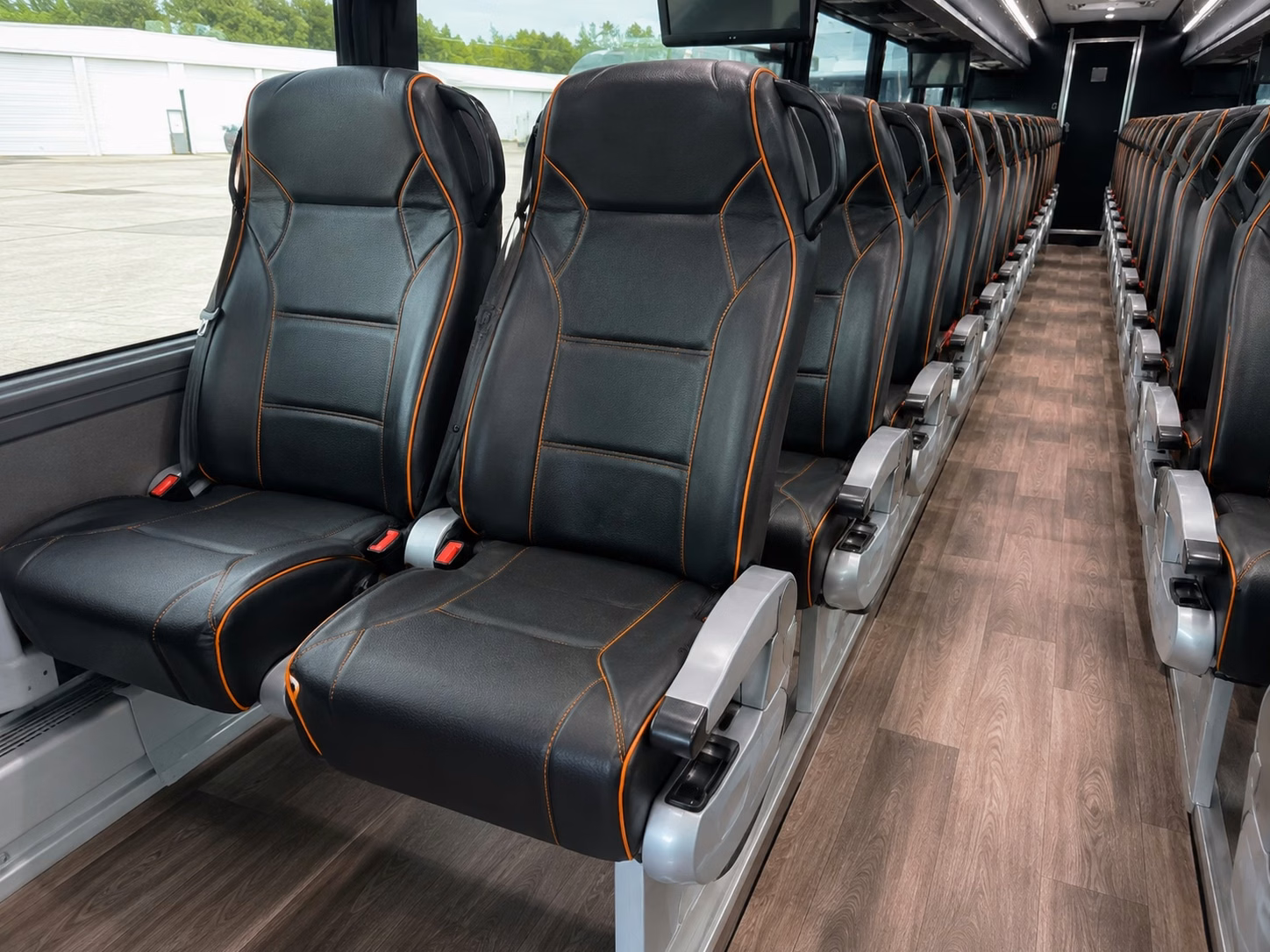 wedding bus rentals in baton rouge